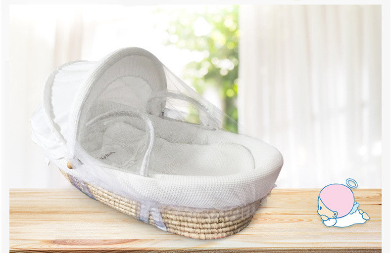 Handwoven Straw Baby Basket – Natural & Portable